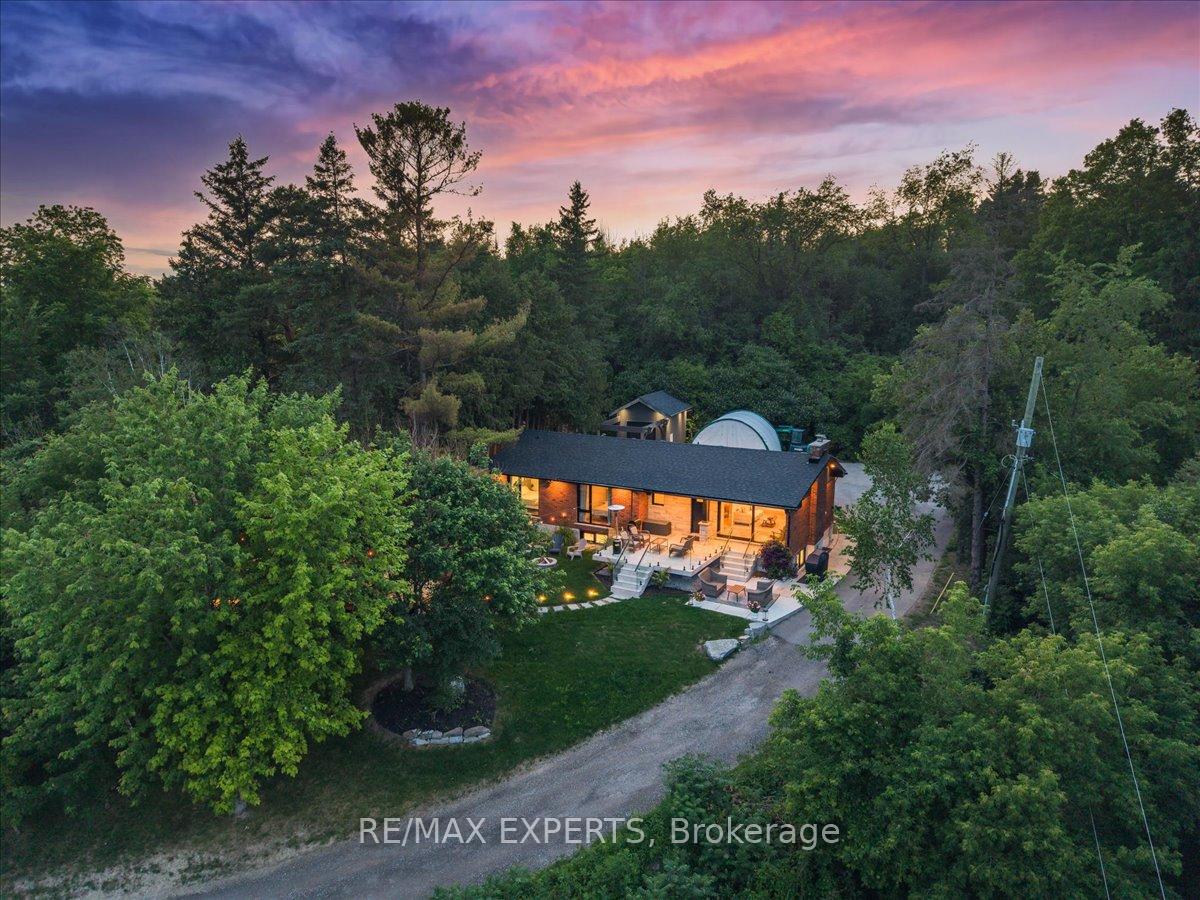 525 King Street E, Caledon, ON, exterior