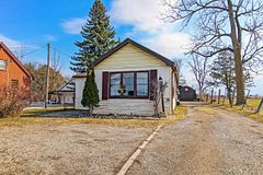 1410 Dundas Street, Woodstock, ON, exterior