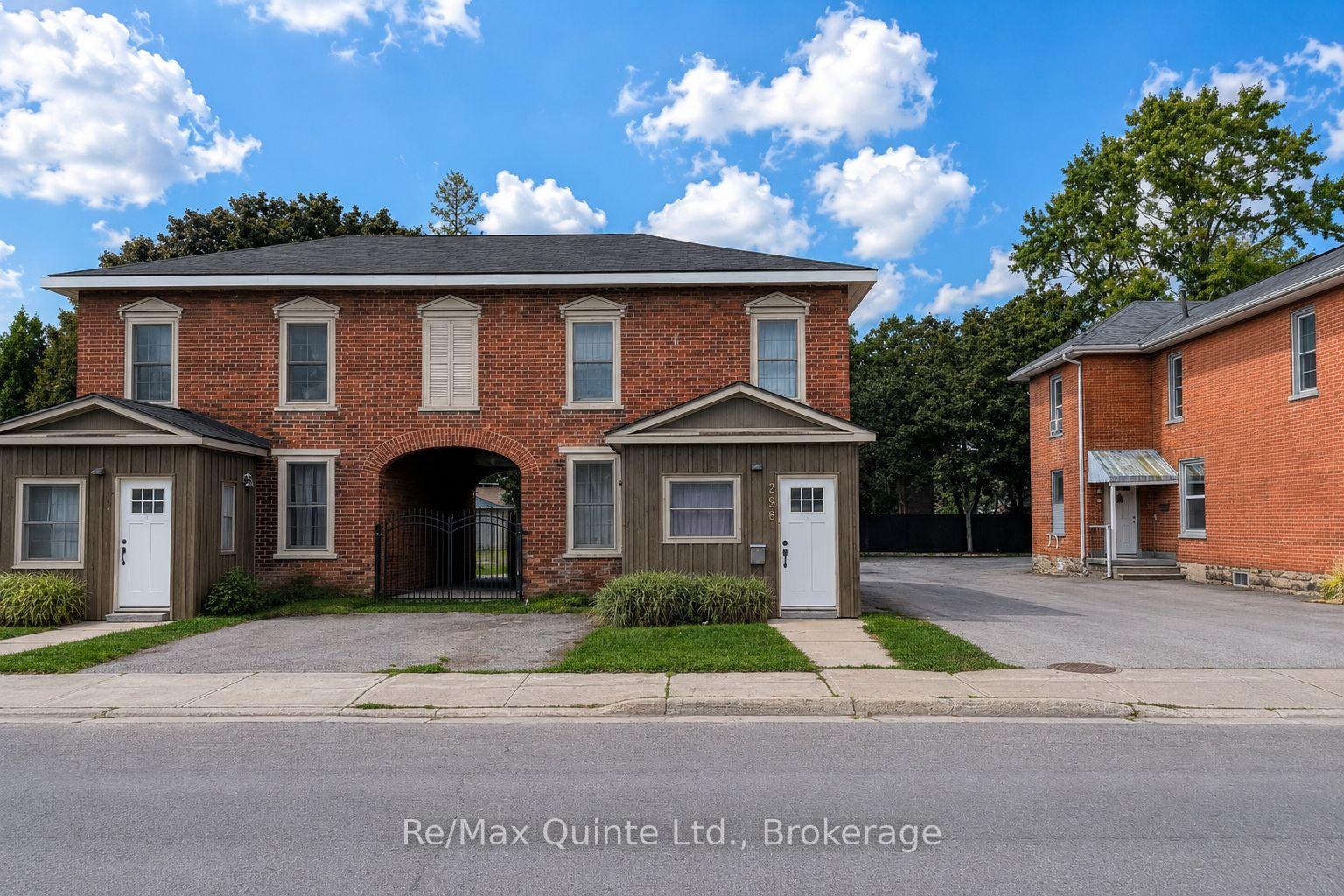 296 Coleman Street, Belleville, ON, exterior