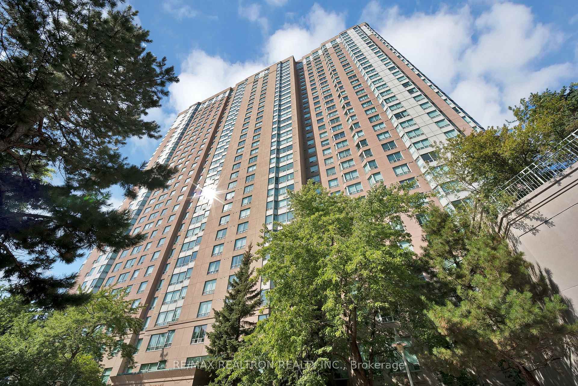 738 - 68 Corporate Drive, Toronto E09, ON, exterior