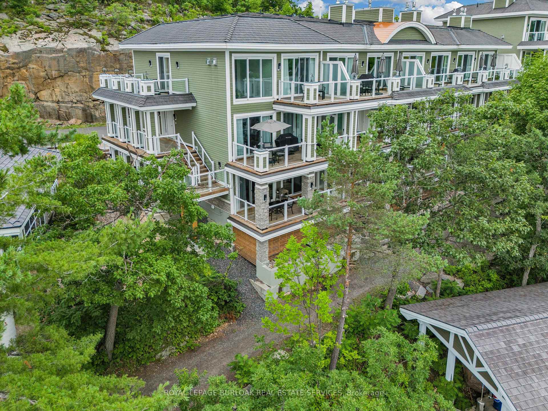 BTV-W 101 - 1869 Muskoka 118 Road W, Muskoka Lakes, ON, exterior