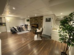 Lower - 43 Tomlin Crescent, Richmond Hill, ON, exterior