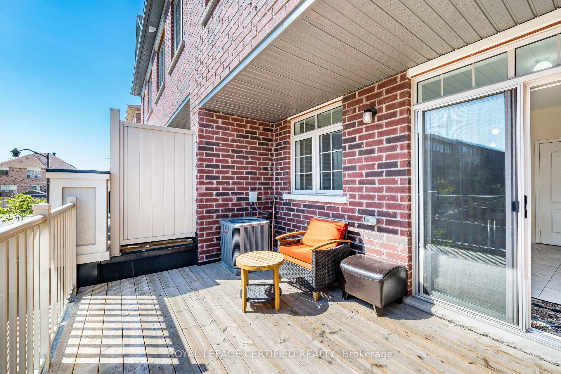 529 Old Harwood Avenue, Ajax, ON, exterior
