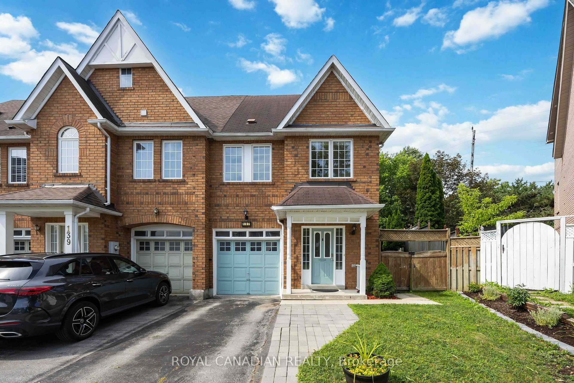137 Stokely Crescent, Whitby, ON, exterior