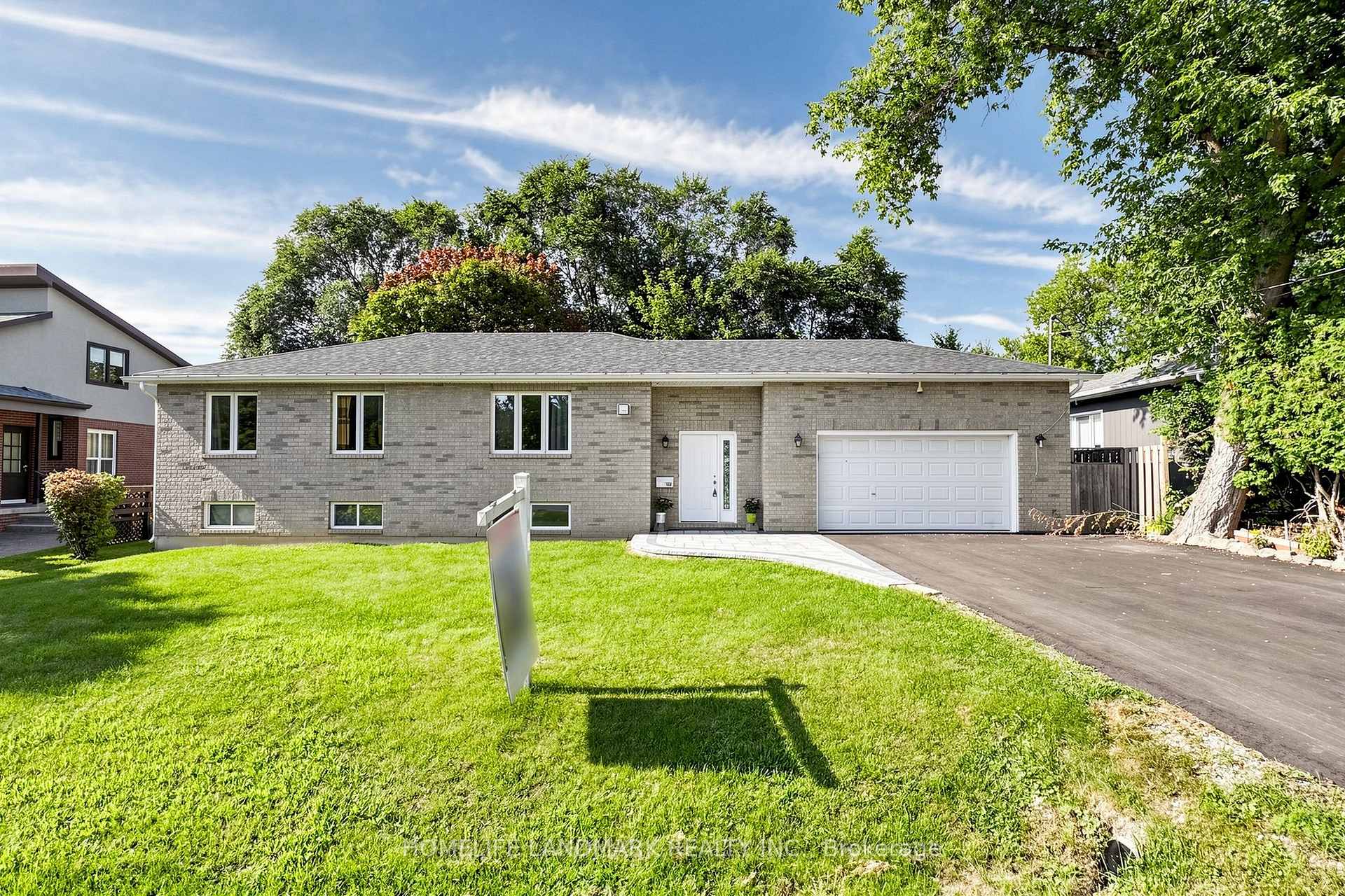 328 Winnifred Drive, Georgina, ON, exterior