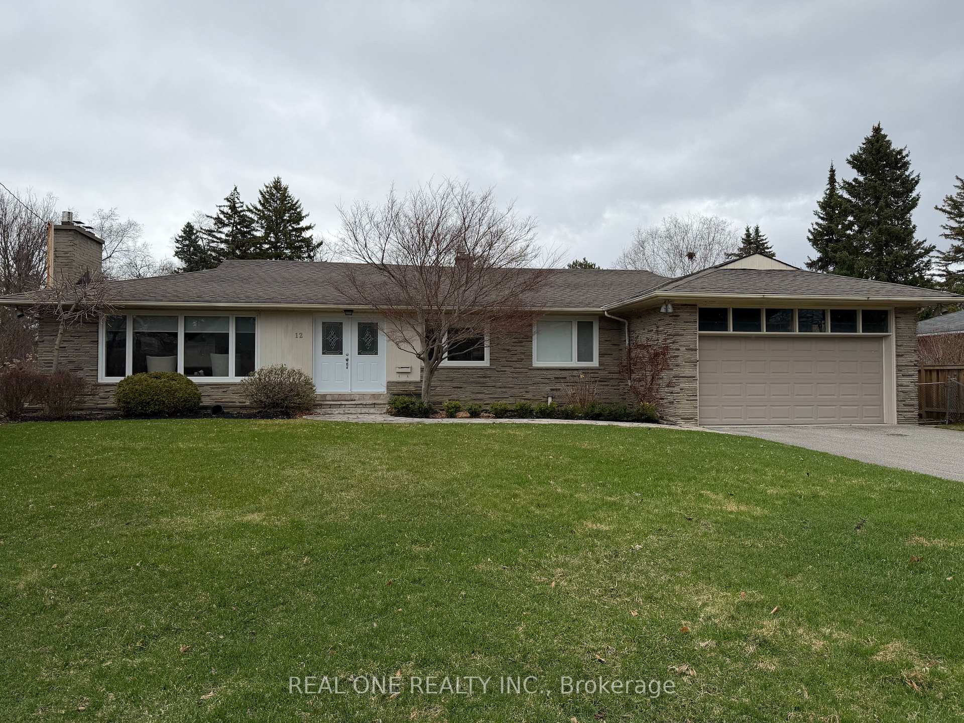 12 King Maple Place, Toronto C15, ON, exterior
