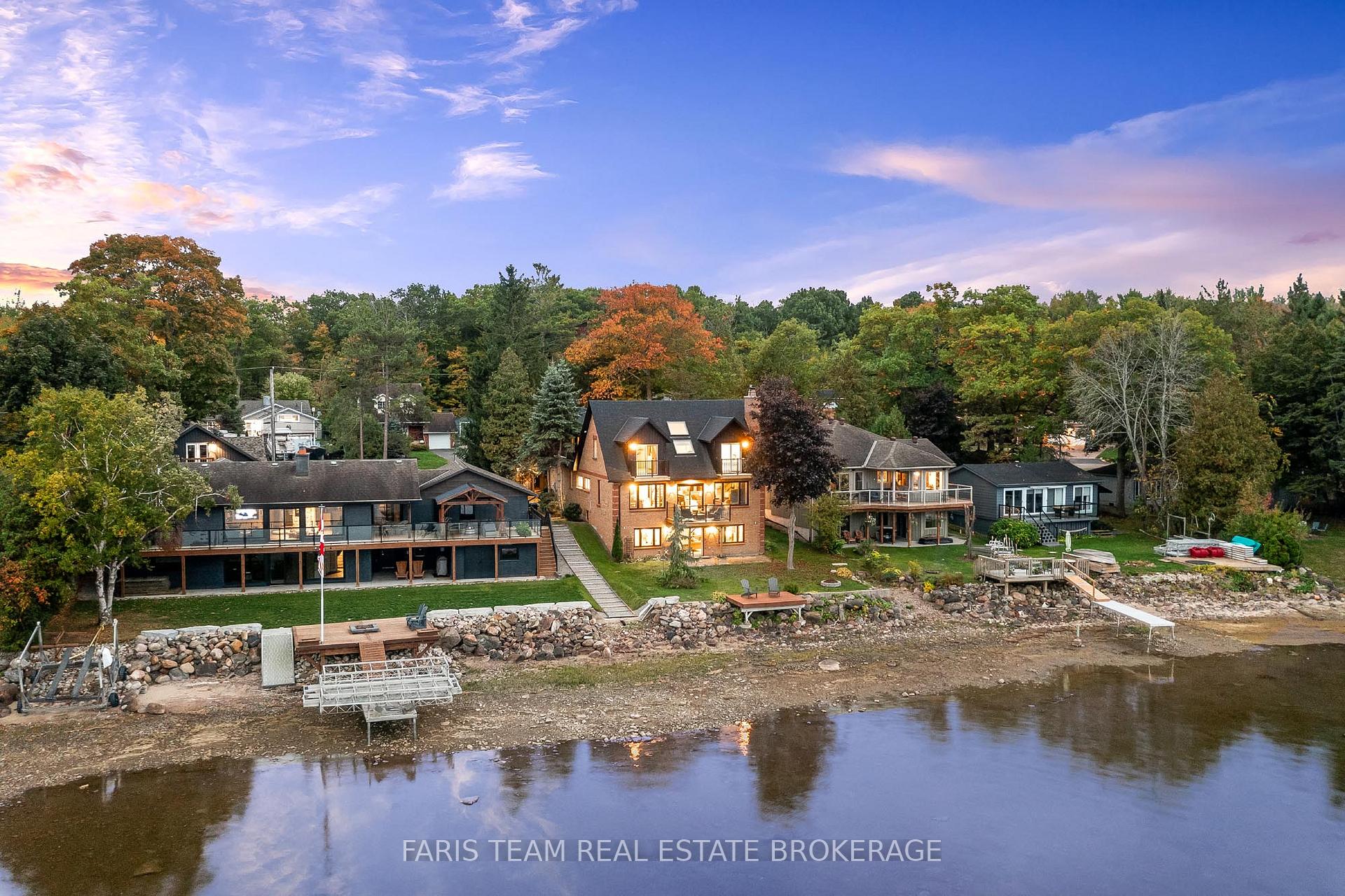 238 Robins Point Road, Tay, ON, exterior