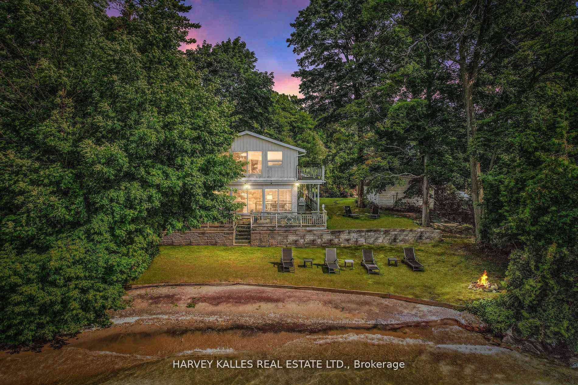 22 Gooch Park Drive, Innisfil, ON, exterior