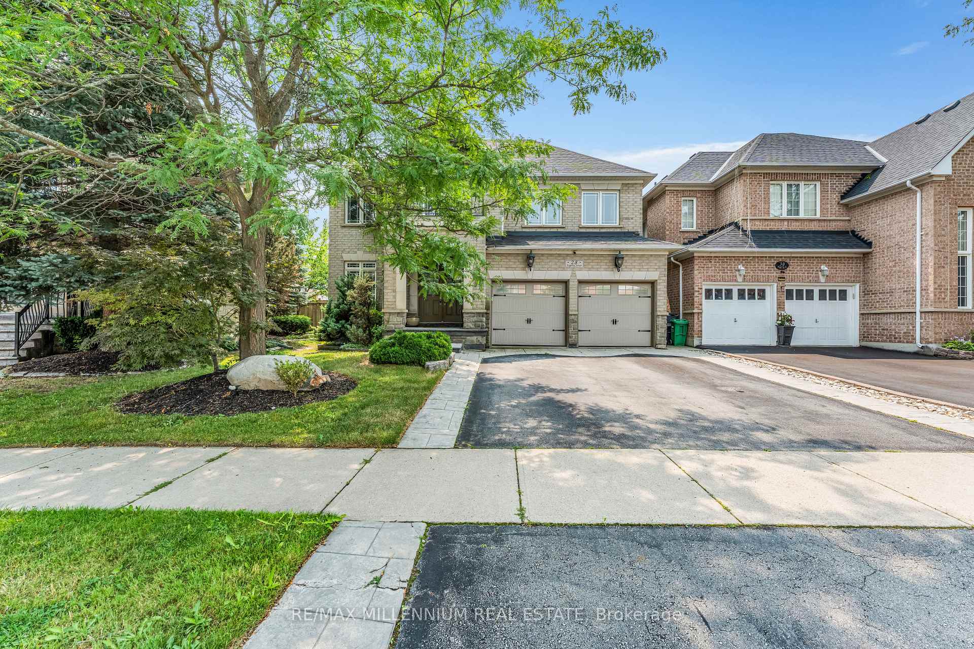 28 Fogerty Street, Brampton, ON, exterior