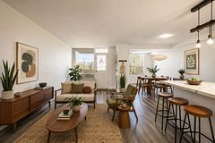 312 - 20 Edgecliff Golfway, Toronto C11, ON, exterior