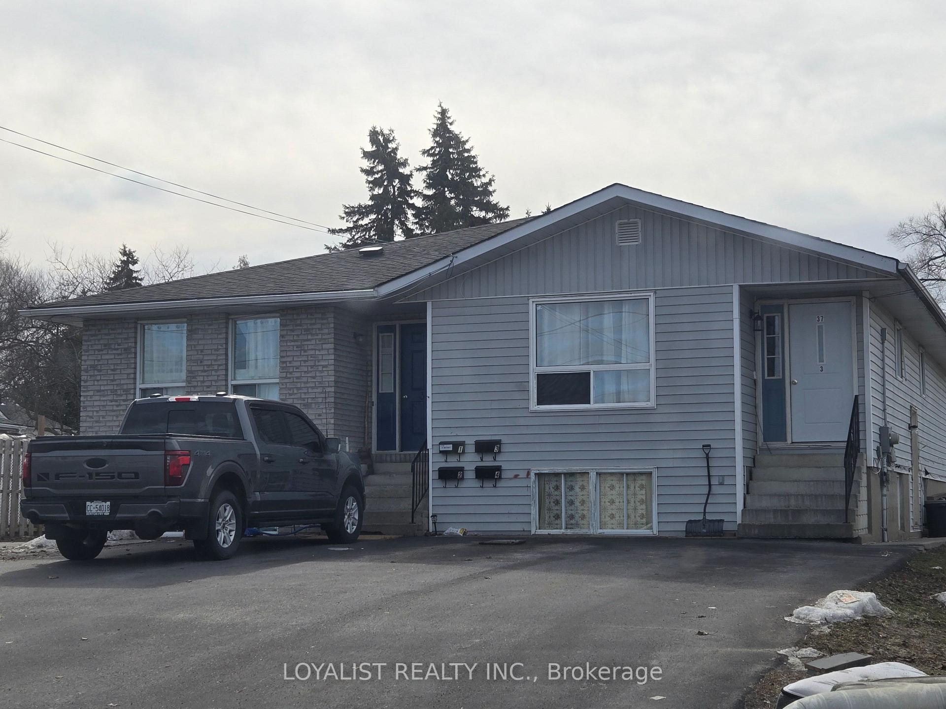 1,2,3,4 - 37 Pepper Avenue, Belleville, ON, exterior
