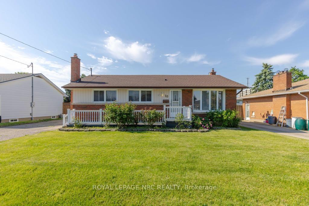10 Ridgeview Avenue, St. Catharines, ON, exterior