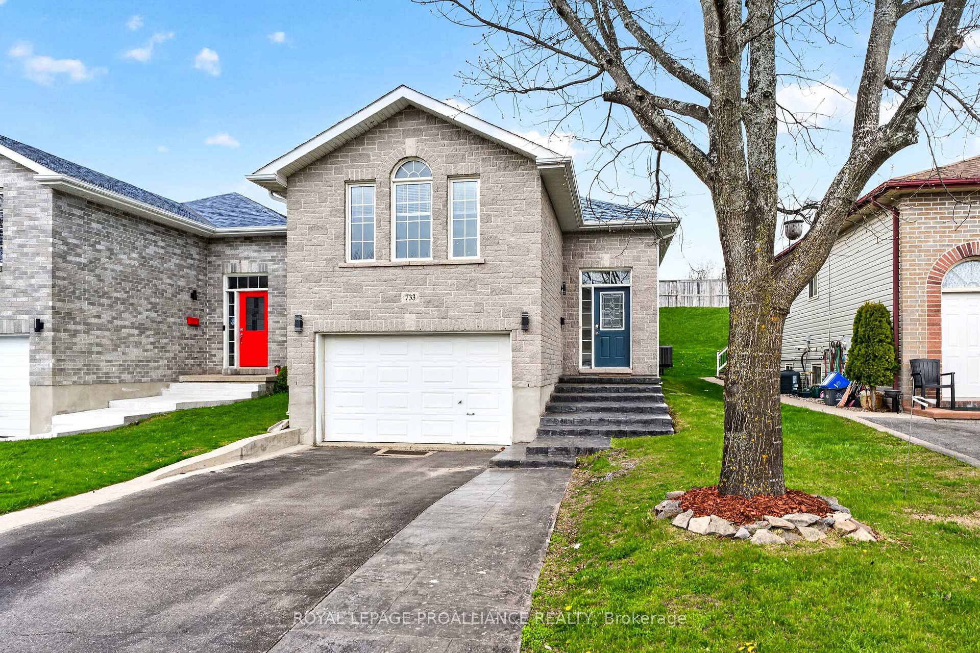 733 Tanner Drive, Kingston, ON, exterior