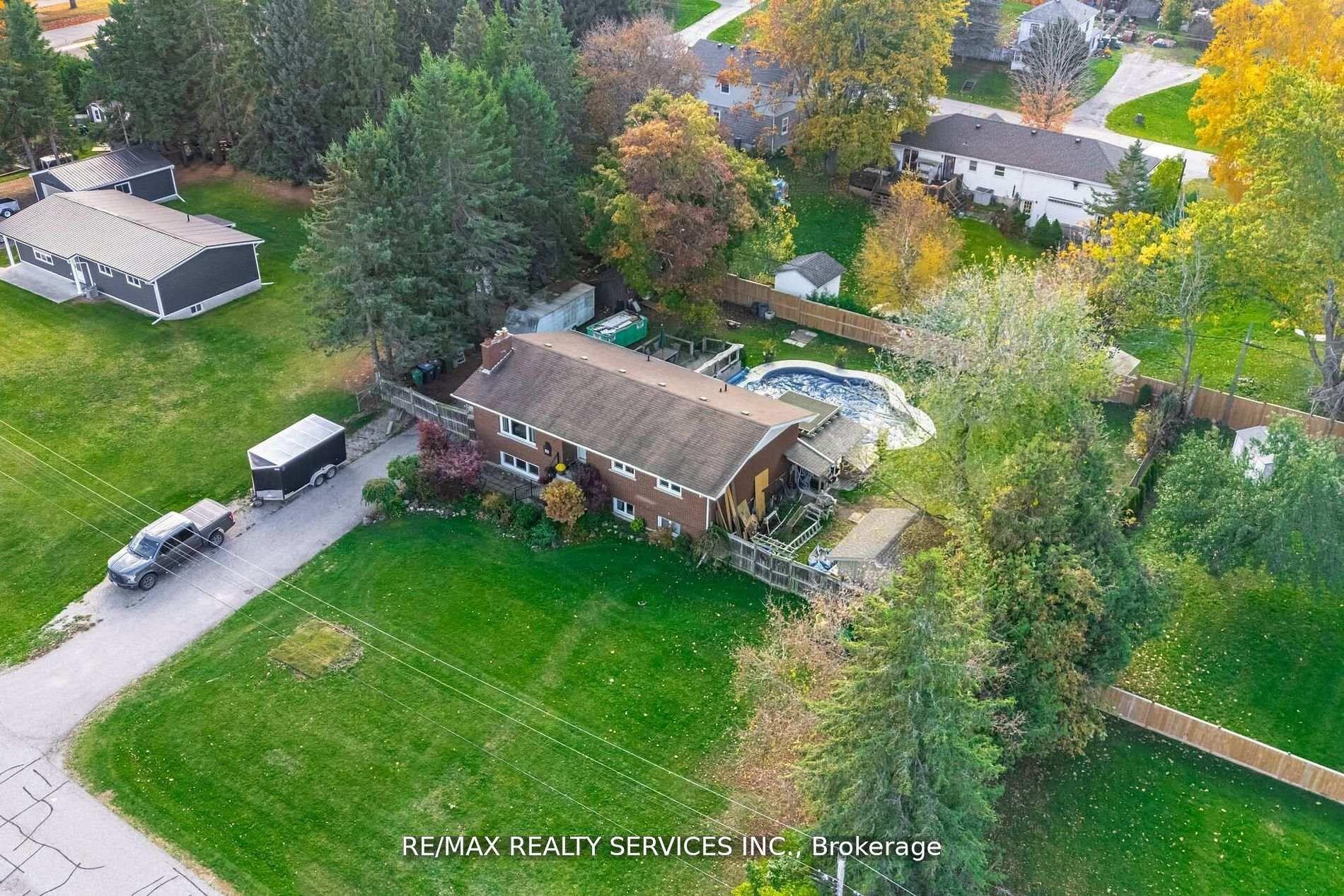 32 Caledon Street, Caledon, ON, exterior