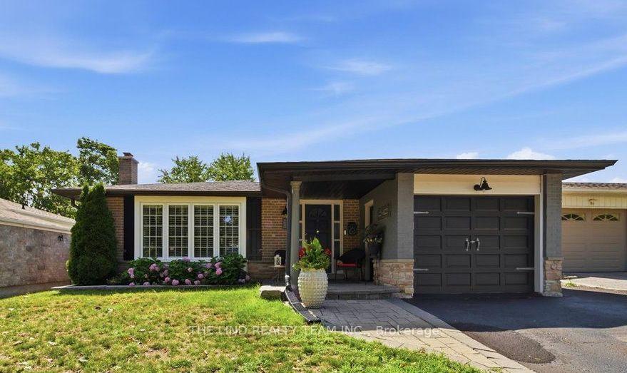 163 Orchard Heights Boulevard, Aurora, ON, exterior