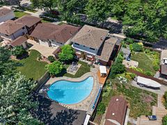 2440 Cyprus Avenue, Burlington, ON, exterior
