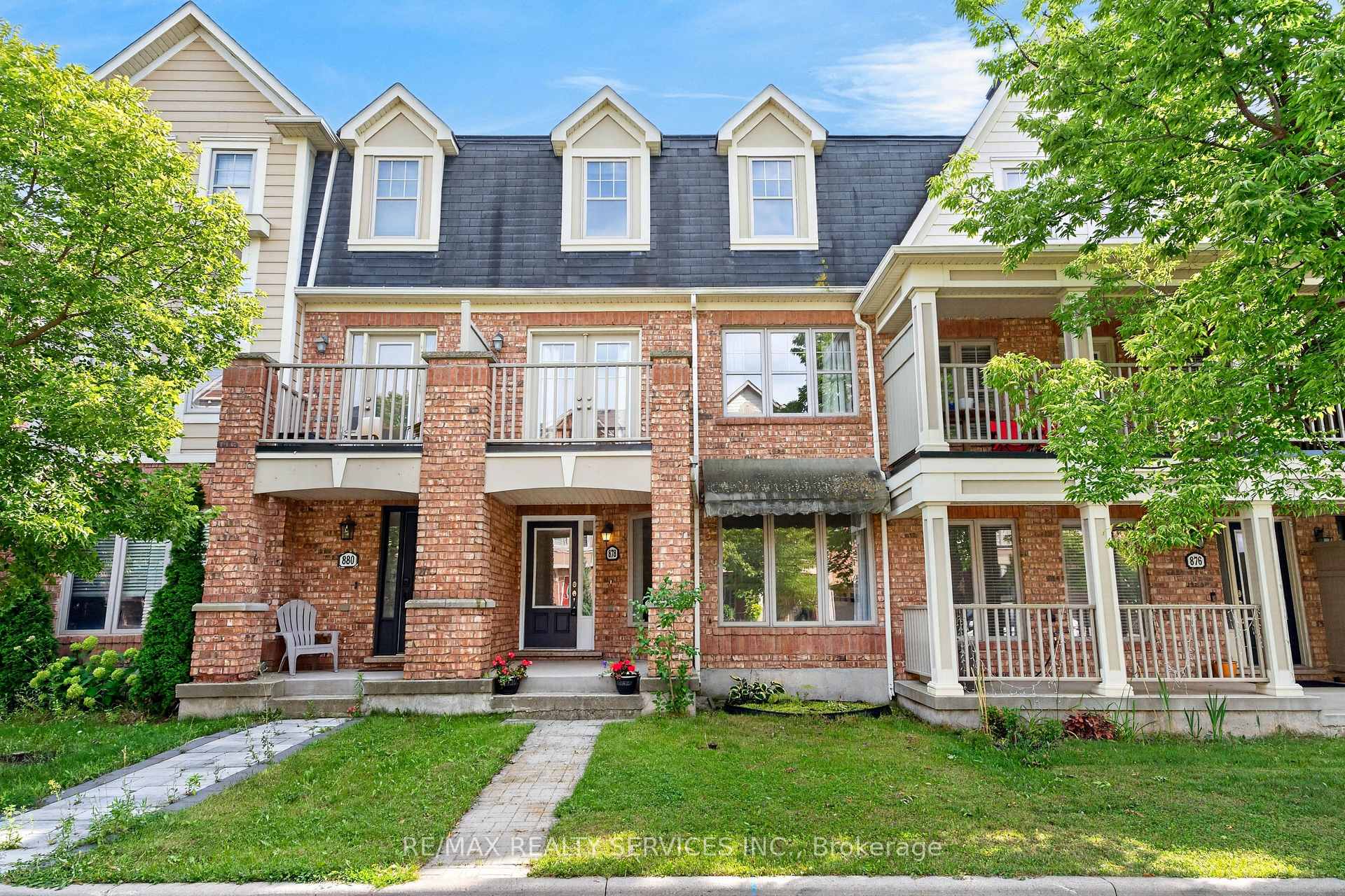 878 Jempson Path, Milton, ON, exterior