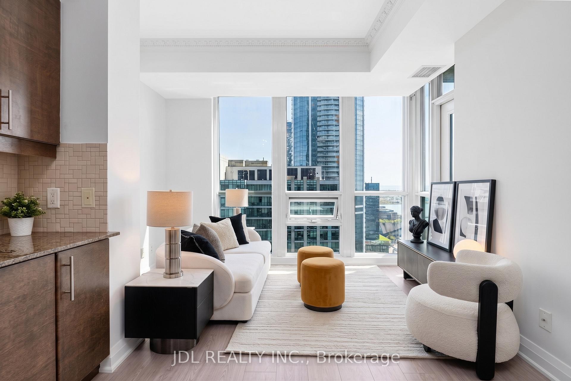 4006 - 16 Harbour Street, Toronto C01, ON, exterior