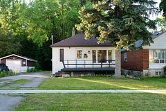 175 Clearbrooke Circle, Toronto W10, ON, exterior