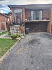 (MAIN FLR) - 1618 Corkstone Glade, Mississauga, ON, exterior