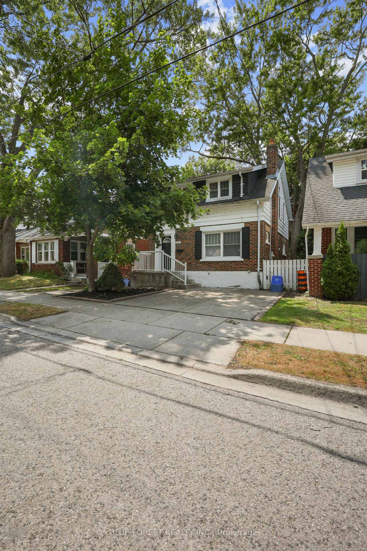 1047 Patricia Street, London East, ON, exterior