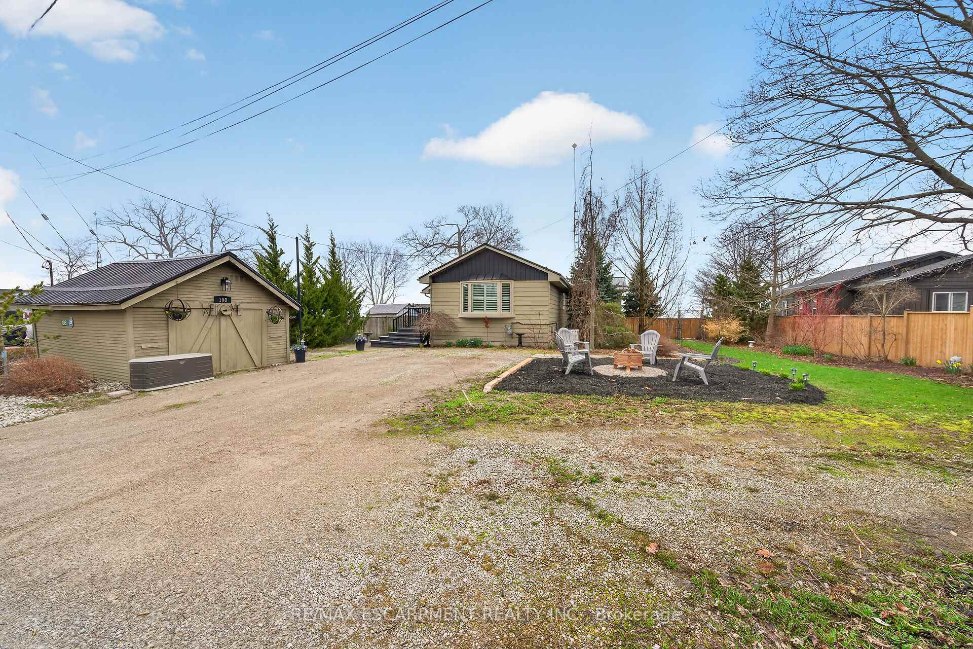 108 Lakeside Drive, Haldimand, ON, exterior