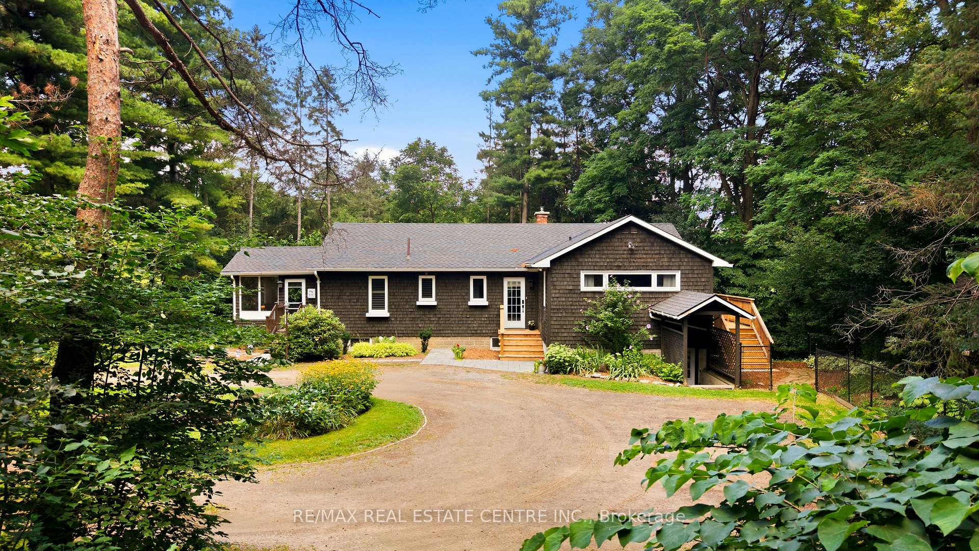 1282 Governors Road, Hamilton, ON, exterior