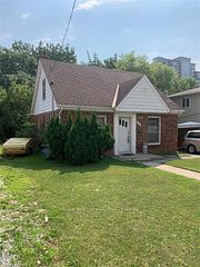 342 King St N Street N, Waterloo, ON, exterior