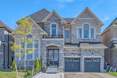 7 Cranley Road, East Gwillimbury, ON, exterior