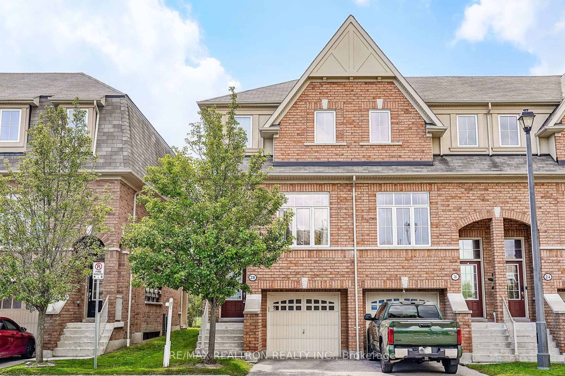 28 Burtonbury Lane, Ajax, ON, exterior