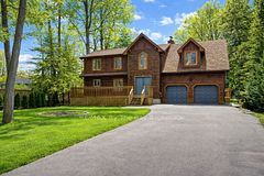 646 Oxbow Park Drive, Wasaga Beach, ON, exterior