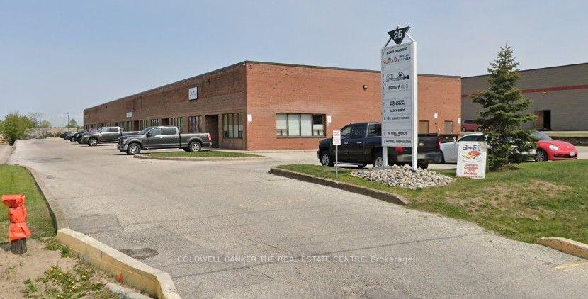 8 - 25 Saunders Road, Barrie, ON, exterior