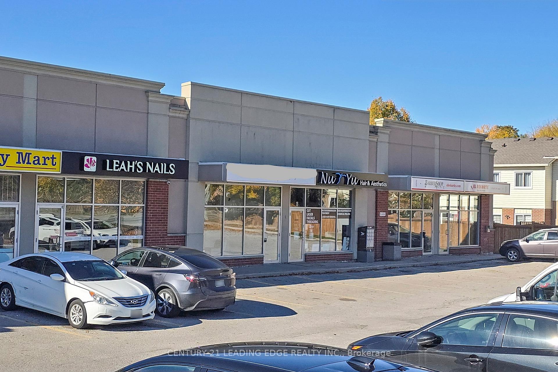 5 - 17080 Bathurst Street W, Newmarket, ON, exterior