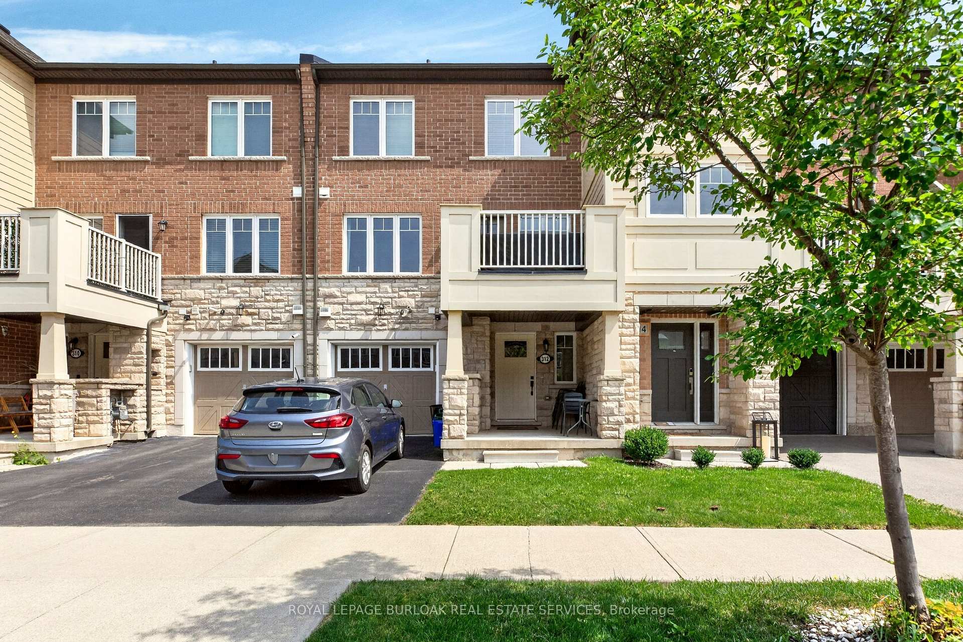 312 Jemima Drive, Oakville, ON, exterior