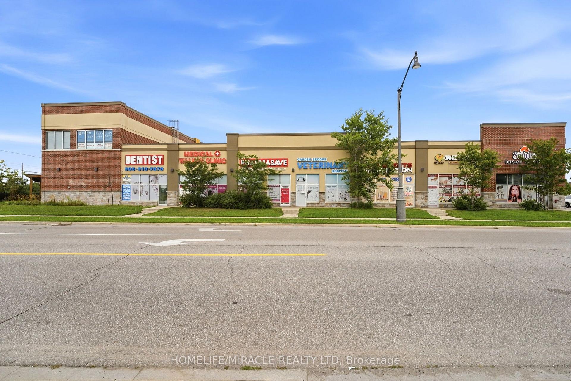 205 - 275 Gardenbrooke Trail, Brampton, ON, exterior