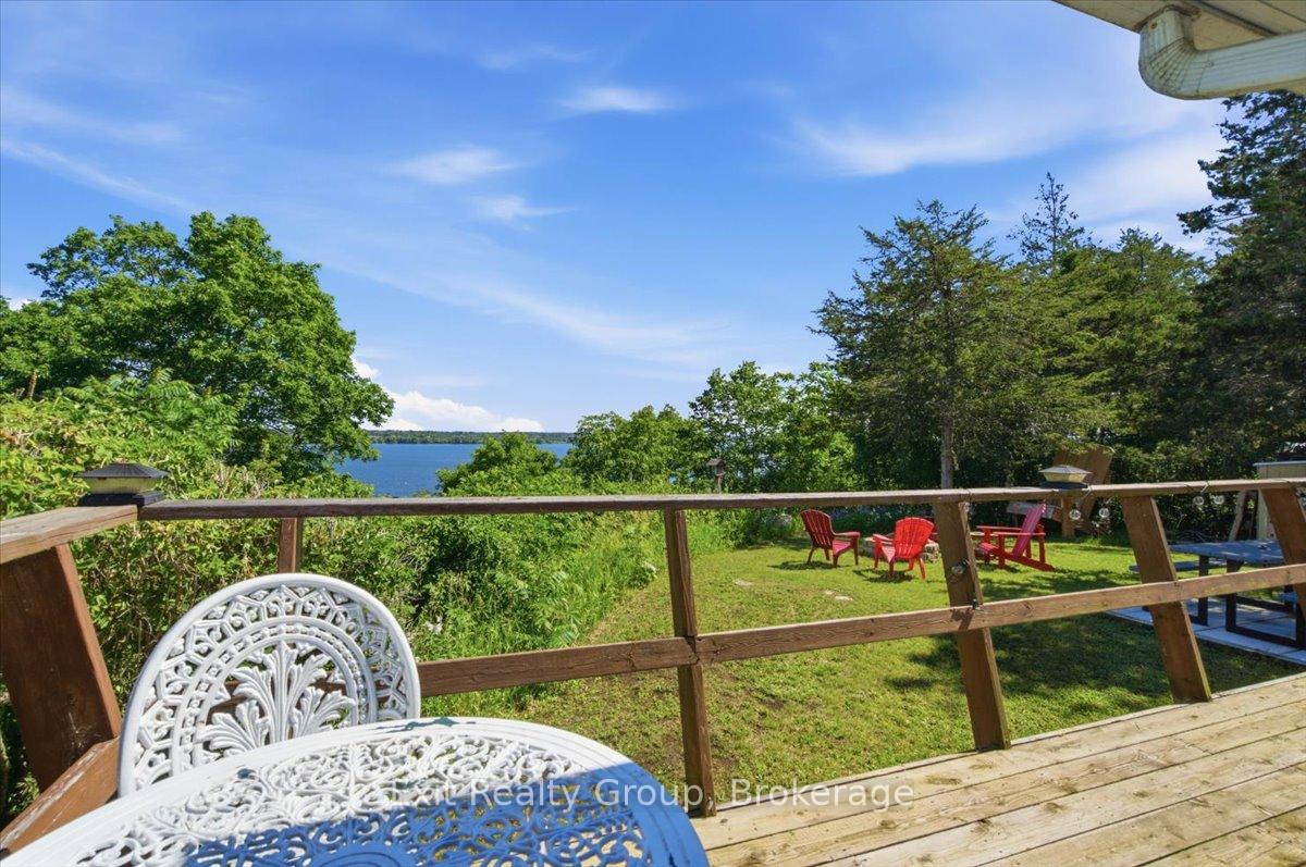1154 County Rd 14 N/A, Prince Edward County, ON, exterior