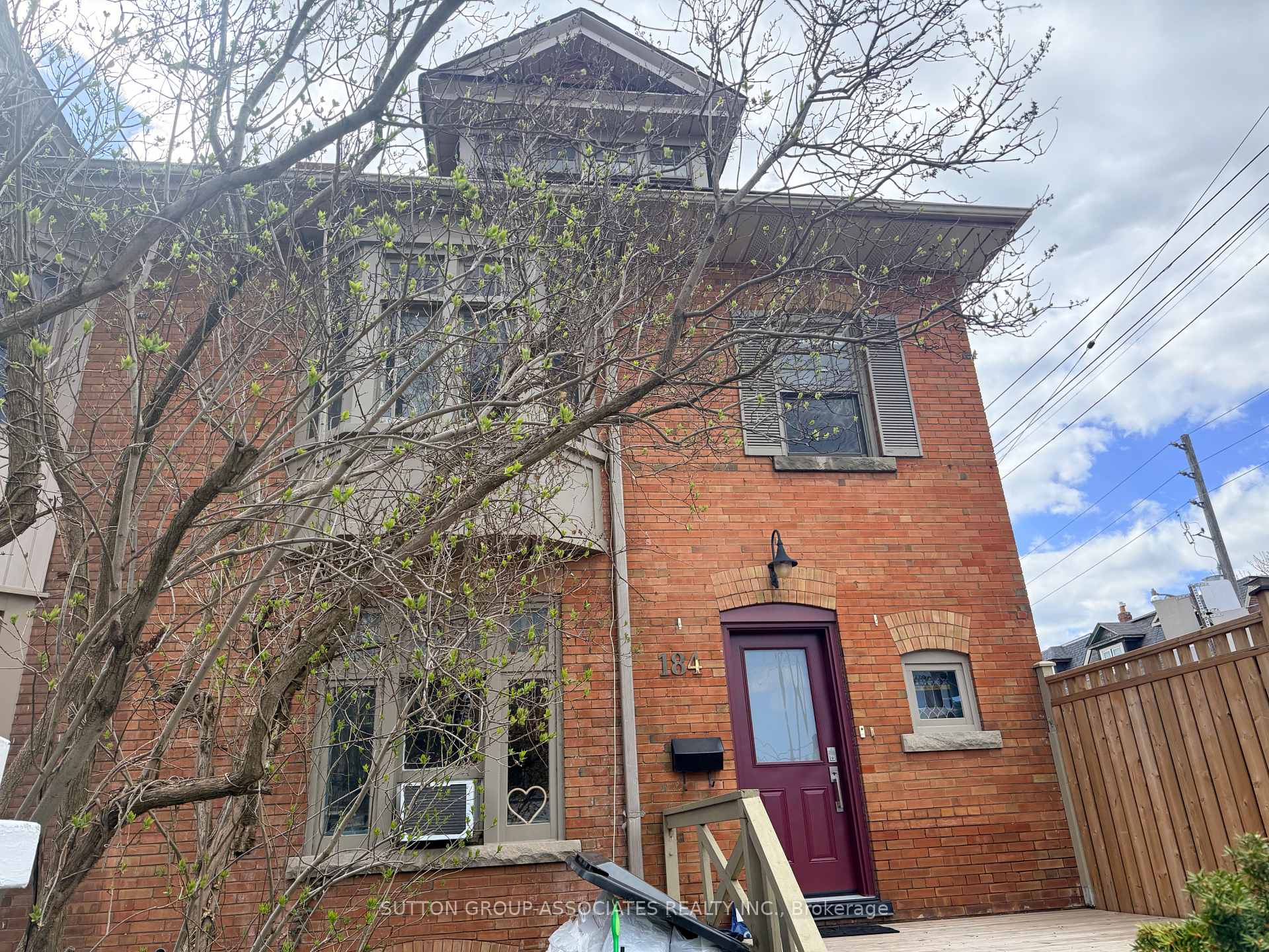 Main - 184 Madison Avenue, Toronto C02, ON, exterior