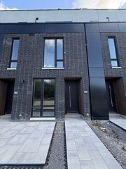 212 Ellis Avenue, St. Catharines, ON, exterior