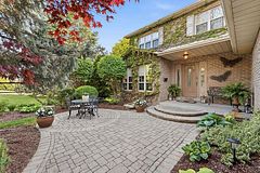 14 Ormandy Court, Whitby, ON, exterior