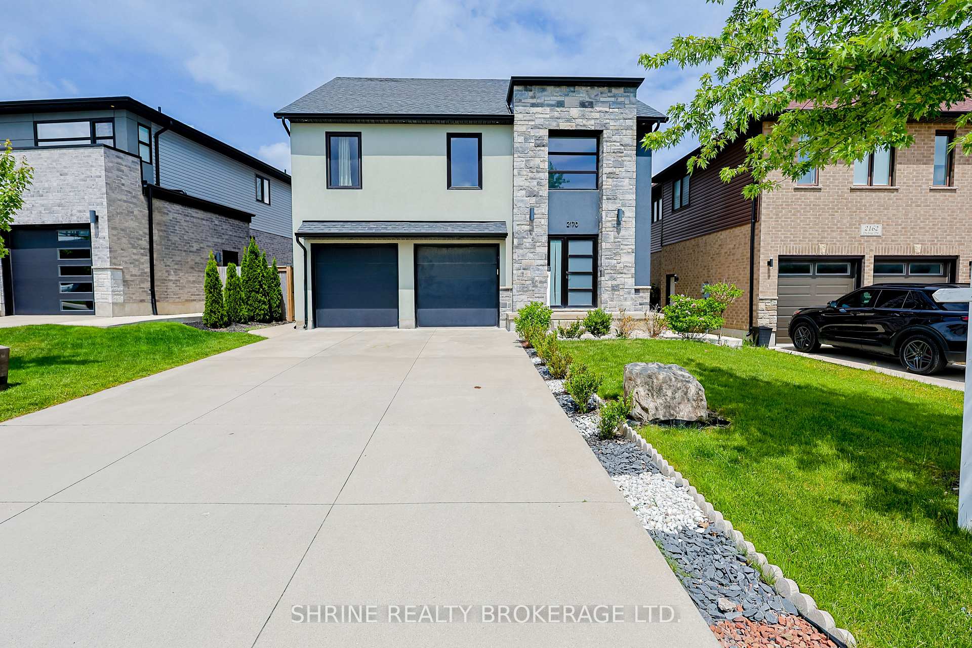 2170 Debra Drive, London South, ON, exterior