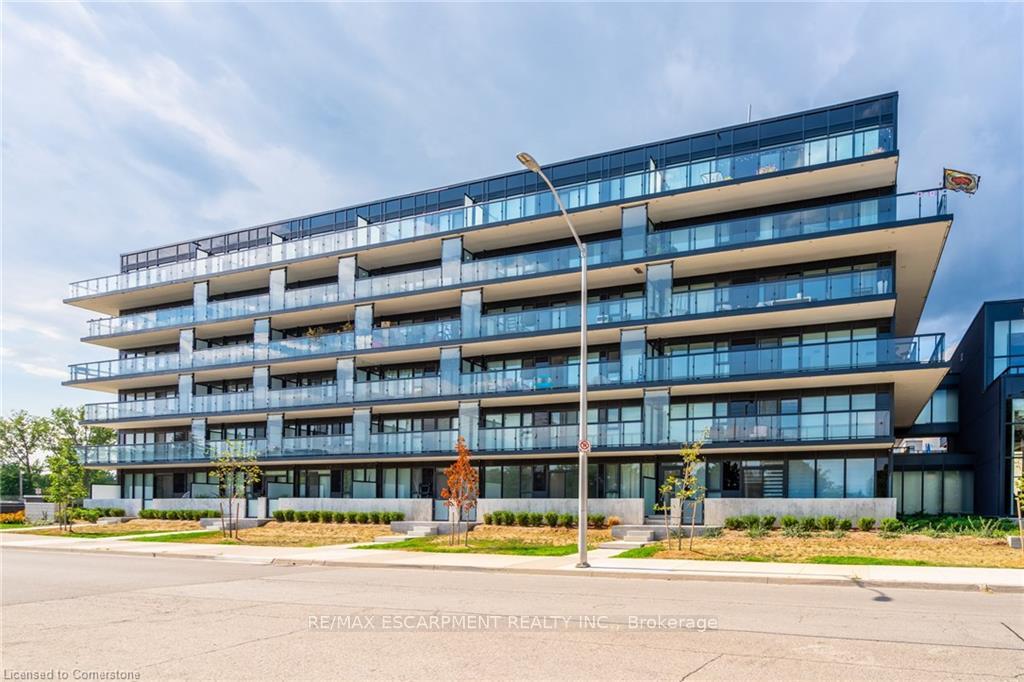 A305 - 1117 Cooke Boulevard, Burlington, ON, exterior