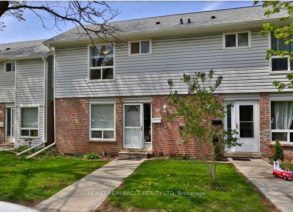 38 - 32 Mowat Boulevard, Kitchener, ON, exterior