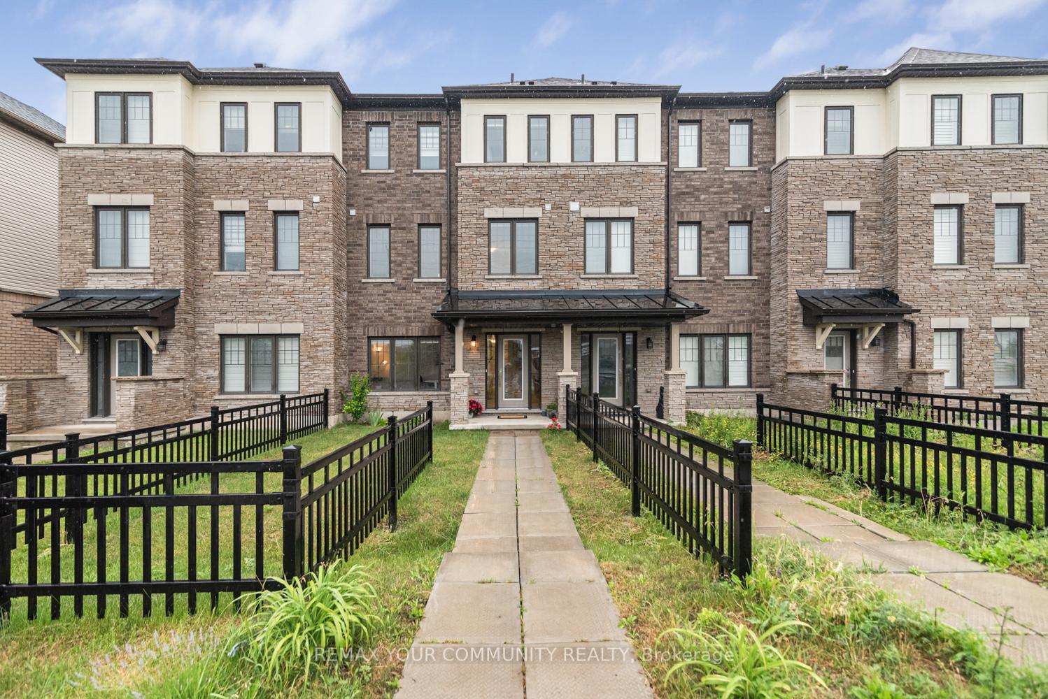 38 Utter Place, Hamilton, ON, exterior