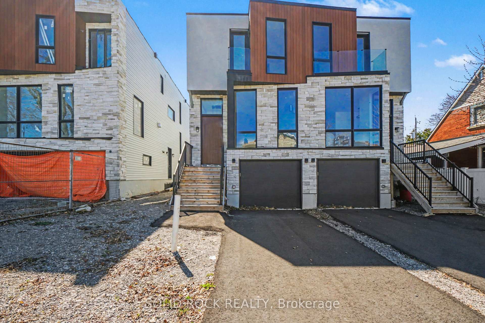 828 Alpine Avenue, Britannia Heights - Queensway Terrace N and Area, ON, exterior