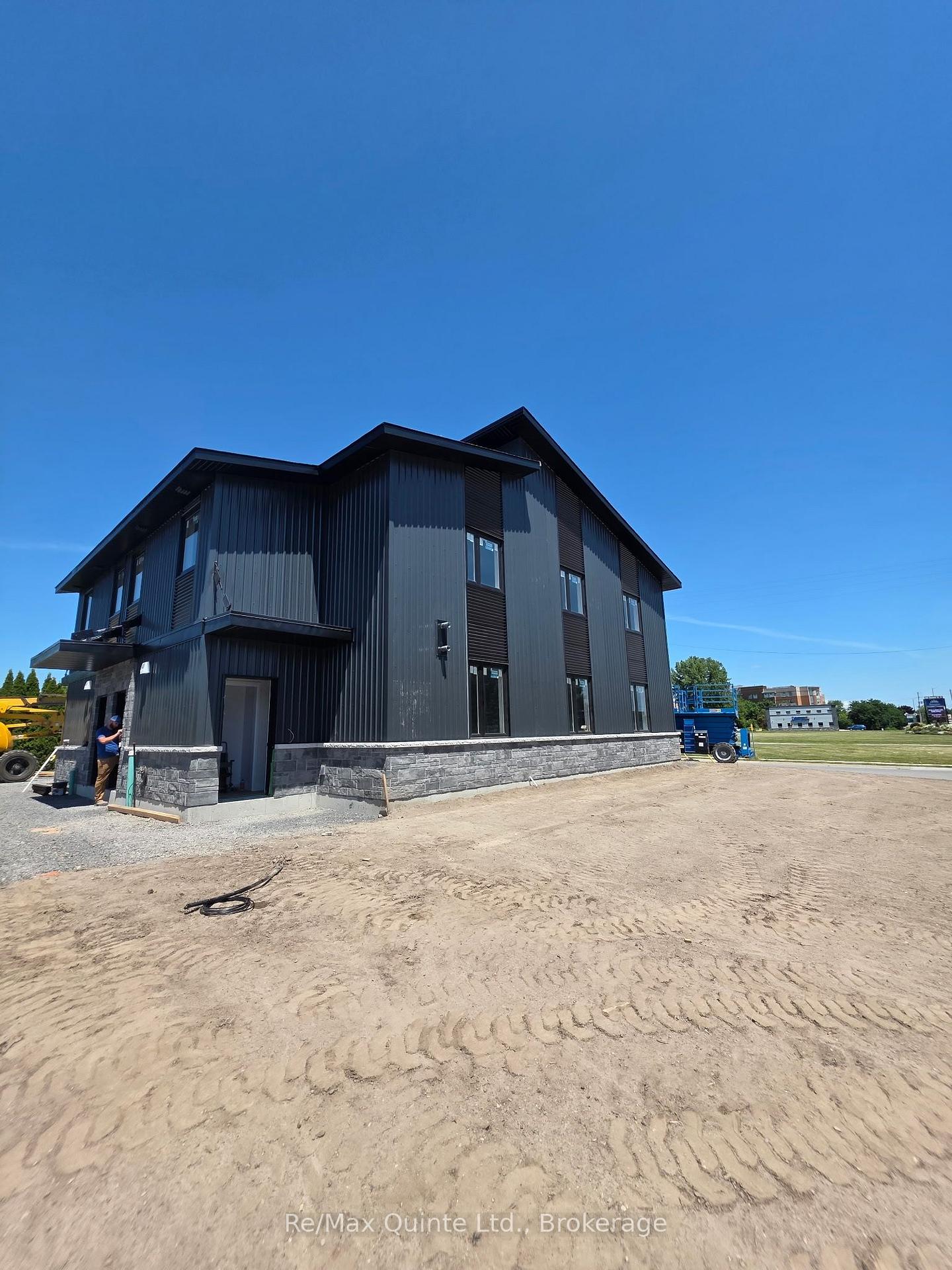 C - 5 Sienna Avenue, Belleville, ON, exterior