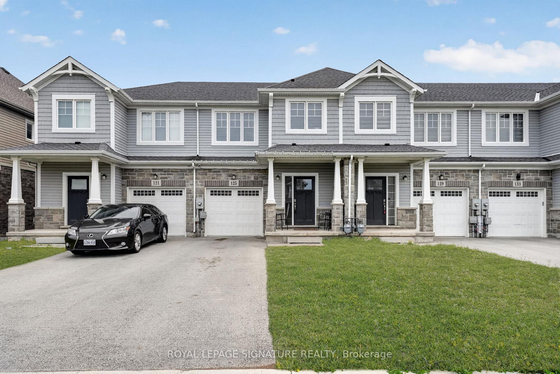 125 Sunflower Place, Welland, ON, exterior