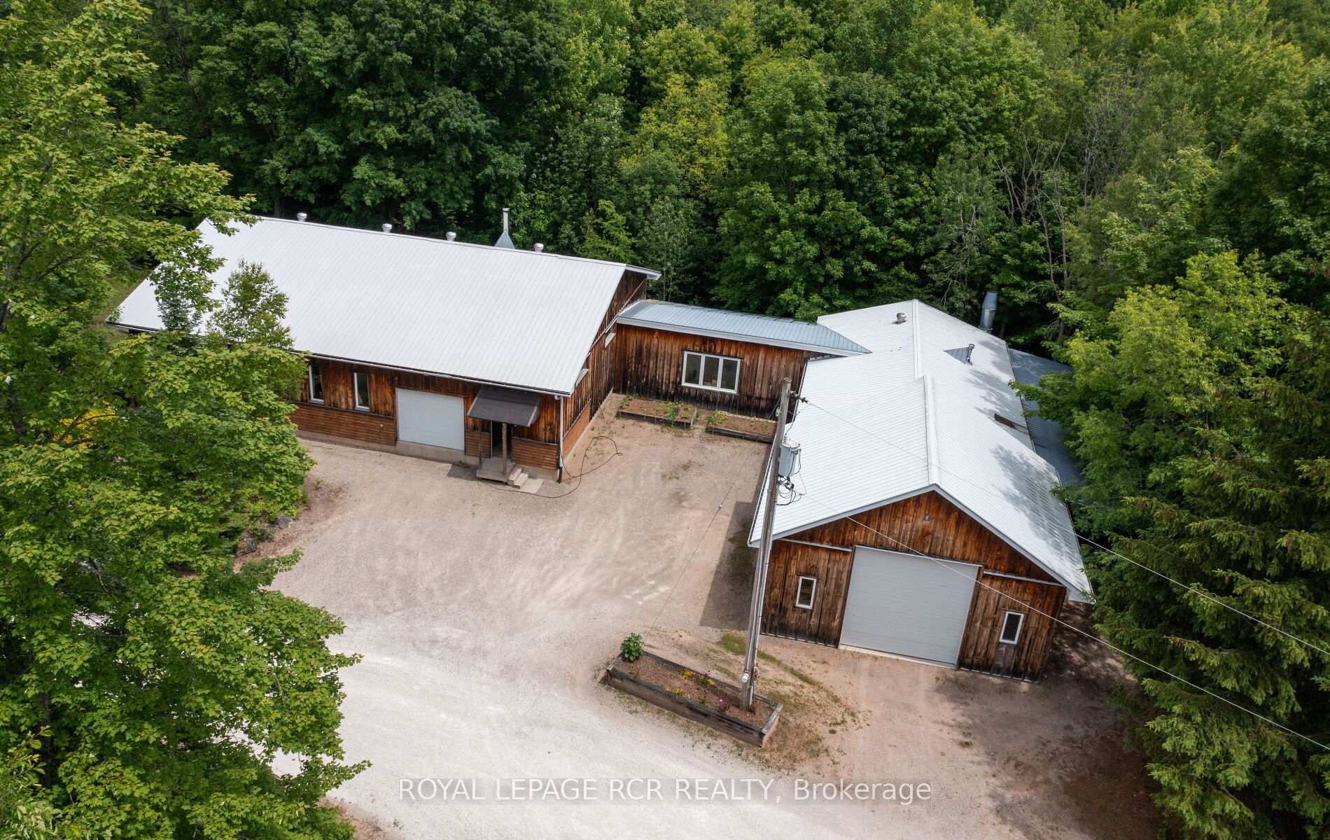 425457 25 Side Road, Amaranth, ON, exterior