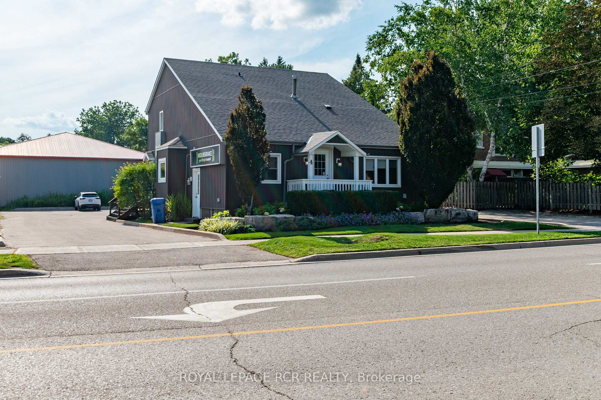 4 Clara Street, Orangeville, ON, exterior