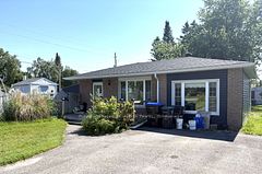 2 Lynn Street, Tiny, ON, exterior
