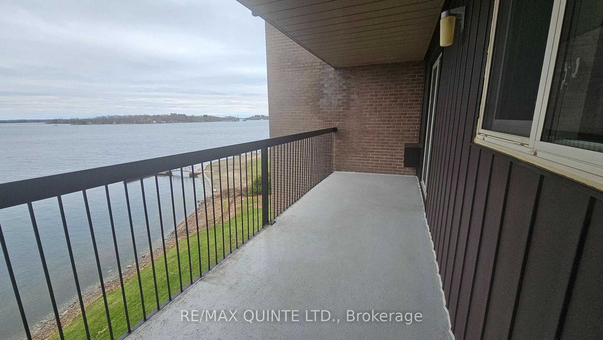 404 - 610 William Street S, Gananoque, ON, exterior